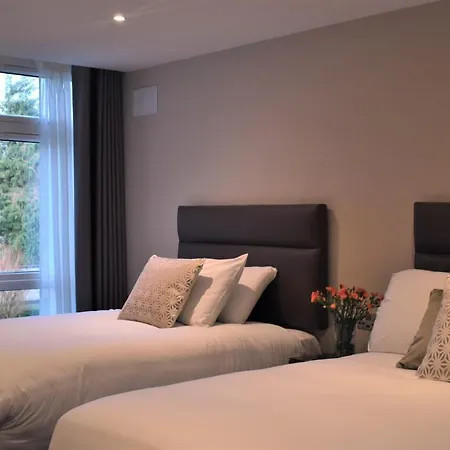 The Birches Pensión