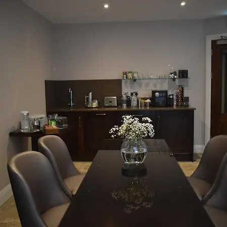 The Birches Гостевой дом 4*