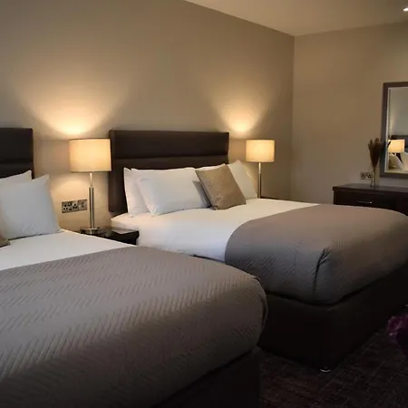 Konukevi The Birches 4*