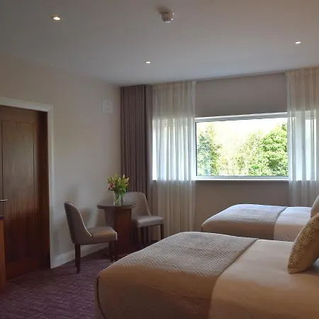 The Birches Konukevi