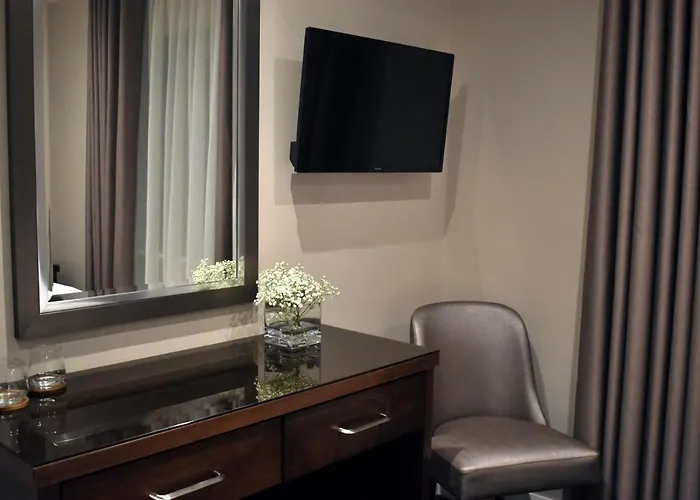 ゲストハウス The Birches 4*