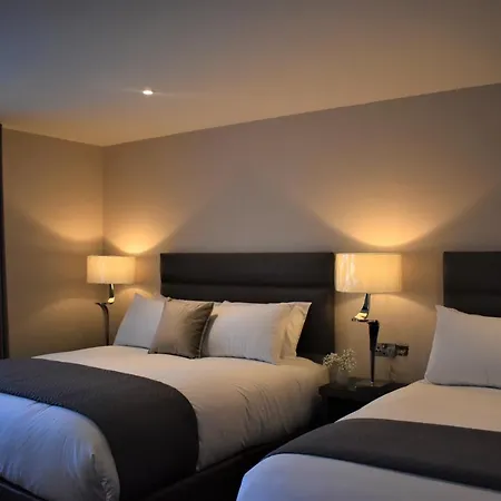 ゲストハウス The Birches